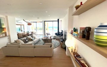 Property slide 10