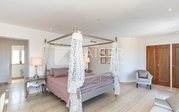 Property slide 22