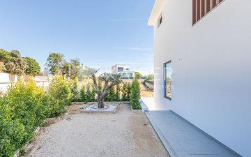 Property slide 41