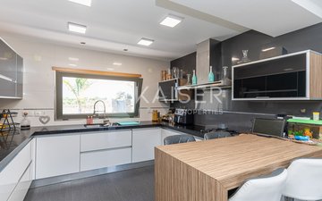 Property slide 19