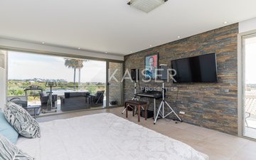 Property slide 22
