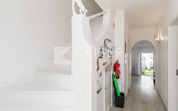 Property slide 17