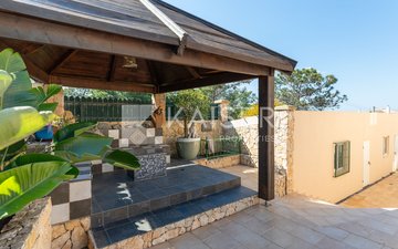 Property slide 9