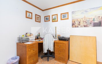 Property slide 25