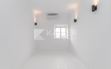 Property slide 16