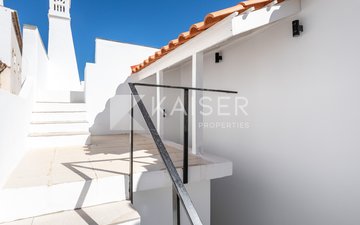 Property slide 22