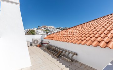 Property slide 23