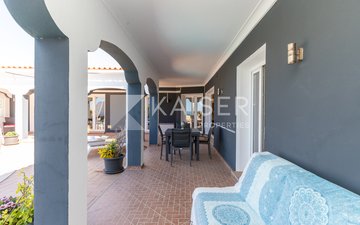 Property slide 22