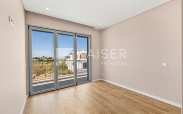 Property slide 21