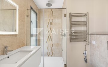 Property slide 22