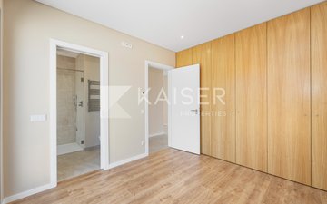 Property slide 24