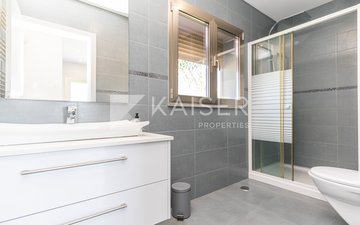 Property slide 21