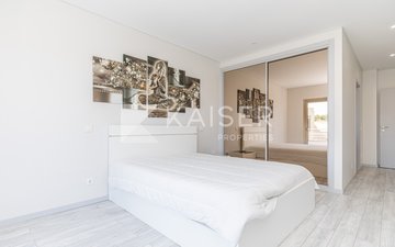 Property slide 22