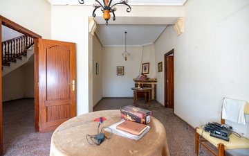 Property slide 10