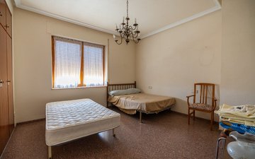 Property slide 34