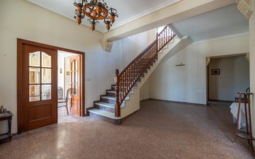 Property slide 17