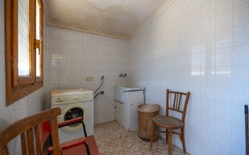 Property slide 40