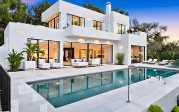 Property slide 16