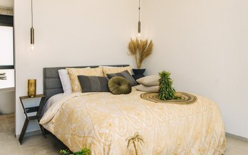 Property slide 21