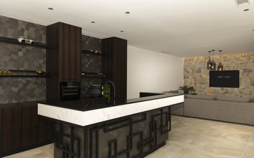 Property slide 18