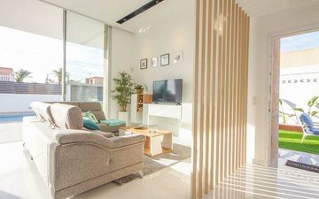 Property slide 10