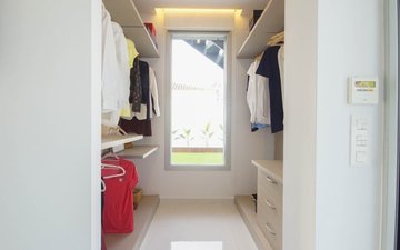 Property slide 32