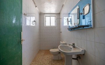 Property slide 28