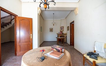Property slide 10