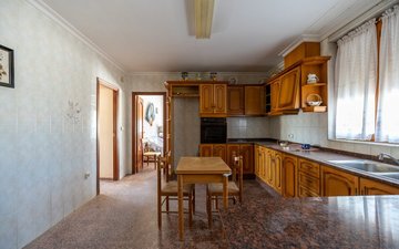 Property slide 14