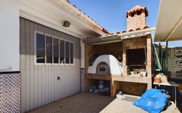 Property slide 20
