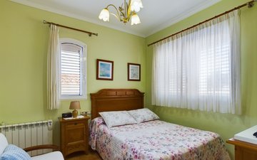Property slide 37