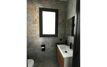 Property slide 18
