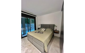 Property slide 20