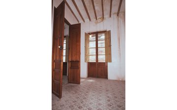 Property slide 21