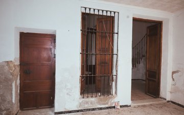 Property slide 10