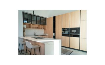 Property slide 10