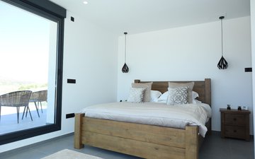 Property slide 10