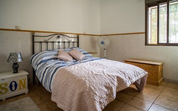 Property slide 10