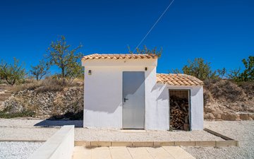 Property slide 39