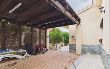 Property slide 12