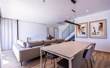 Property slide 50