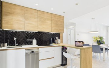 Property slide 18