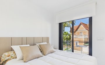 Property slide 32