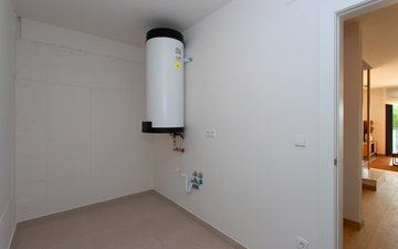 Property slide 22