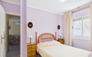 Property slide 22