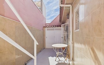 Property slide 31