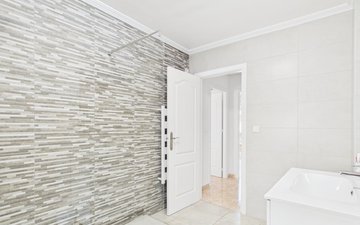 Property slide 42