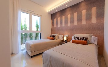 Property slide 10