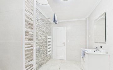 Property slide 39
