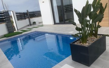 Property slide 16